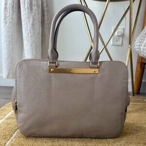 Vintage Marc by Marc Jacobs bag in taupe "cement" with removable crossbody strap
